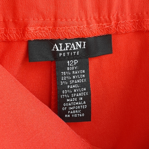 Skinny leg pant - Picture 8 of 9